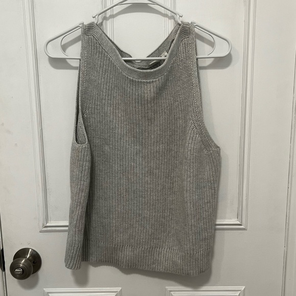 GAP Tank Top - Picture 1 of 4